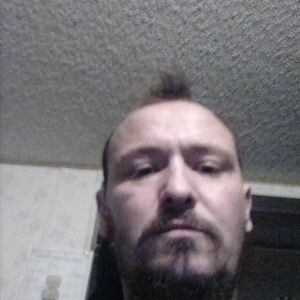 Meet your Posher, Derek